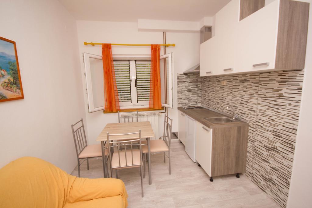 Apartments Mornar Poljica  Kültér fotó